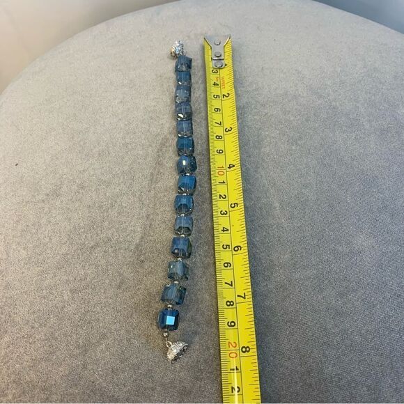 BLUE Geo cube square rhinestone bracelet magnetic closure costume jewellery - Picture 7 of 8